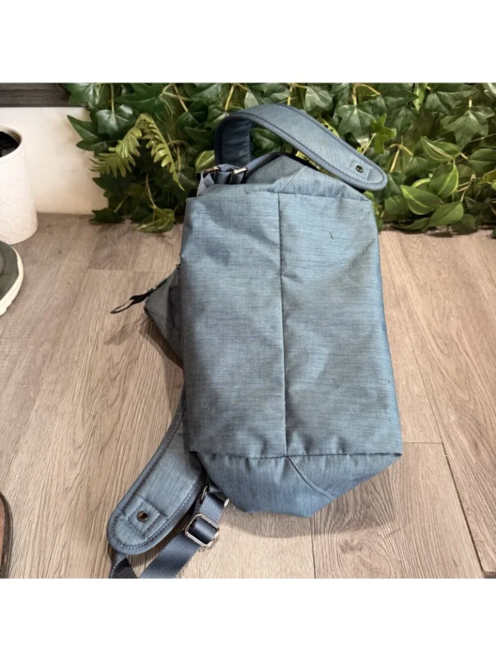 LULULEMON GO WILD BACKPACK BLUE Casual Everyday GYM FITNESS YOGA SPORT LIGHT